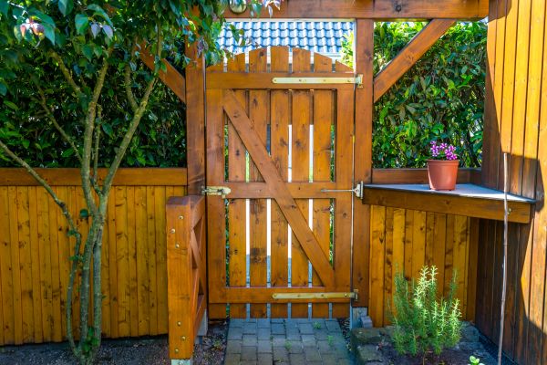 Wood Gate Repair Service